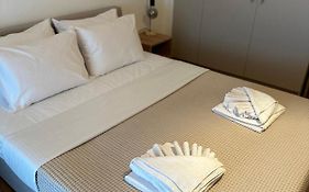 Cozy Faliro Home
